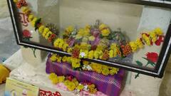 Washim : आज नृसिंह महाराज जयंती; वाशिममधील इतिहासकालीन मंदिराचे दरवाजे उघडले, भाविकांची मांदियाळी