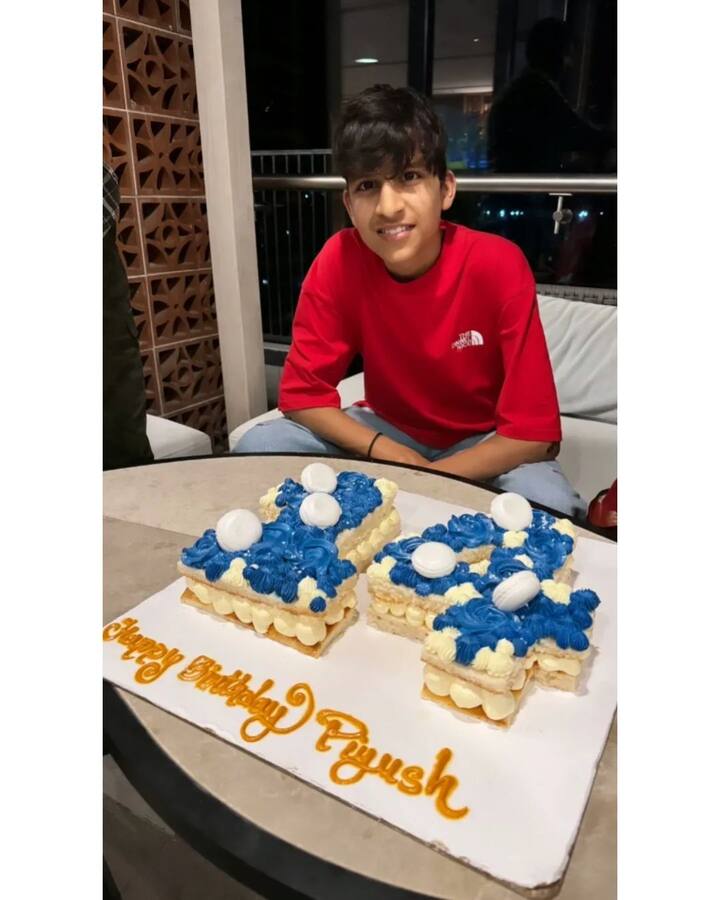 पीयूष जोशी - सौरभ जोशी के छोटे भाई पीयूष जोशी भी यूट्यूब पर एक गेमिंग चैनल चलाते हैं. पीयूष के चैनल पर 5 मिलियन से ज्यादा सब्सक्राइबर हैं और वो भी महीने में लाखों रुपये की कमाई करते हैं.