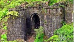 सिंहगडावर जाणारा वाहनांसाठीचा रस्ता 23 मे पर्यंत बंद, गडावर जाण्यासाठी वापरा 'हा' पर्यायी मार्ग