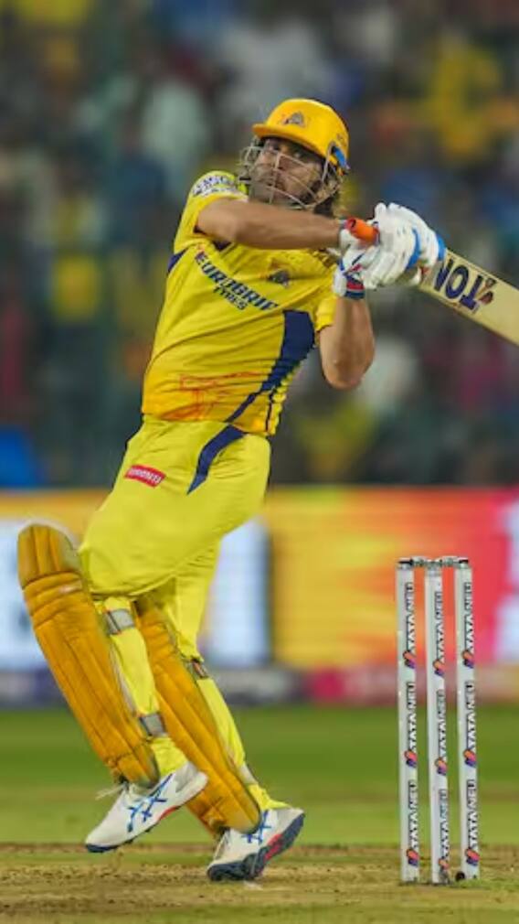 আইপিএলের সবথেকে লম্বা ছক্কা হাঁকিয়েছেন ধোনি, প্রথম পাঁচে আর কারা?