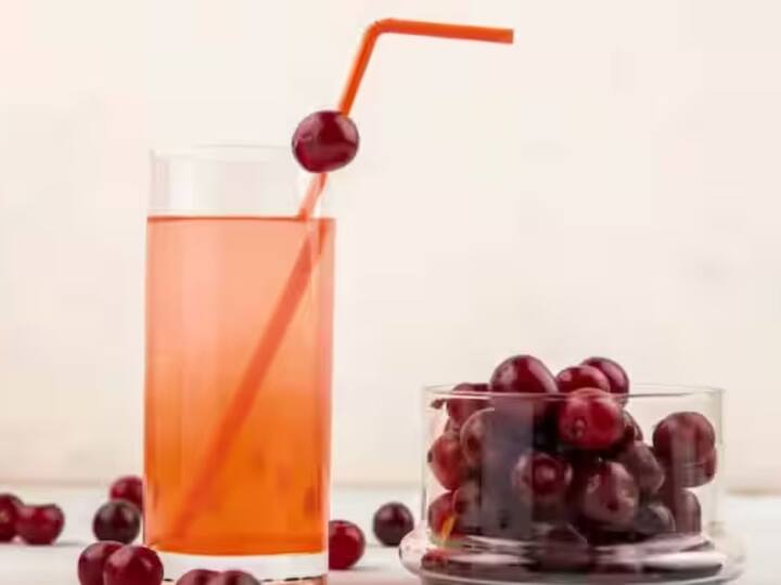 ਕਿਸ਼ਮਿਸ਼ ਦੇ ਪਾਣੀ ਵਿੱਚ ਭਰਪੂਰ ਮਾਤਰਾ ਵਿੱਚ ਆਇਰਨ ਹੁੰਦਾ ਹੈ। ਜੇਕਰ ਤੁਸੀਂ ਇਸ ਨੂੰ ਰੋਜ਼ਾਨਾ ਪੀਓਗੇ ਤਾਂ ਤੁਹਾਨੂੰ ਅਨੀਮੀਆ, ਸਾਹ ਚੜ੍ਹਨਾ, ਚਮੜੀ ਦੀ ਸਮੱਸਿਆ, ਪੀਲੀ ਚਮੜੀ ਆਦਿ ਸਮੱਸਿਆਵਾਂ ਤੋਂ ਰਾਹਤ ਮਿਲੇਗੀ।