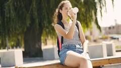 ગરમીમાં દૂધ પીવું પેટ માટે સારુ કે નહીં? જાણો ઉનાળામાં દૂધ પીવાની યોગ્ય રીત