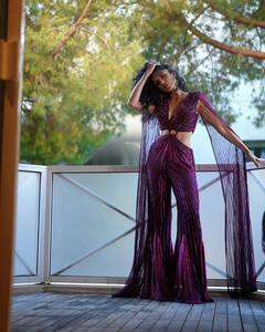 Sobhita Dhulipala Cannes 2024:  कान्स 2024 मध्ये शोभिता धुलिपाला बनली गोल्डन गर्ल, पाहा फोटो!