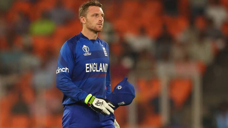 Jos Buttler injured miss part of ENG vs PAK T20Is ahead of T20 World Cup here know latest sports news T20 World Cup से पहले इंग्लैंड को बड़ा झटका, चोट का शिकार हुए अंग्रेज कप्तान जोस बटलर