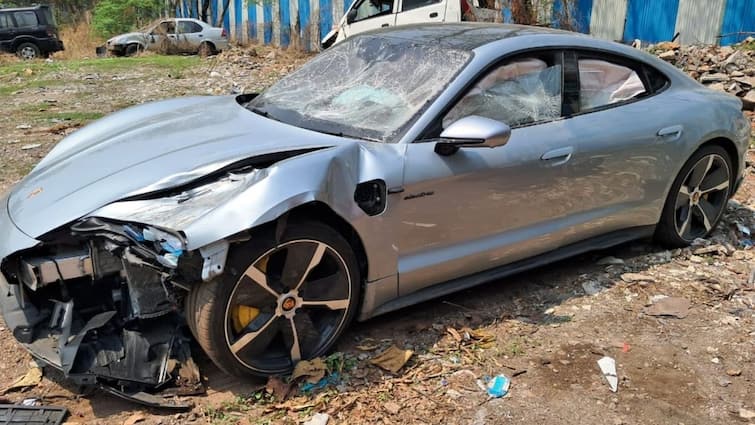 Pune Porsche Car Accident minor accuse and his father vishal agarwal claim family driver was driving car at time of accident Marathi News Pune Porsche Car Accident : अपघात झाला तेव्हा मी नाही, ड्रायव्हर गाडी चालवत होता; धनिकपुत्रासह बापाचाही नवा दावा