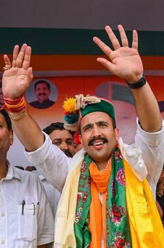 विक्रमादित्य सिंह ने कंगना रनौत के खानपान पर फिर उठाए सवाल, 'जिन मंदिरों में जा रही, वहां...'