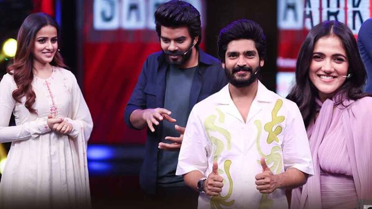 Vaishnavi Chaitanya and Virupaksha Ravi Krishna satires on Sudigali Sudheer in Sarkaar 4 latest promo Sarkaar Latest PROMO: నీకు మగాళ్లు మనుషుల్లా కనిపించారా? సుధీర్‌పై 'విరూపాక్ష' రవికృష్ణ సెటైర్లు