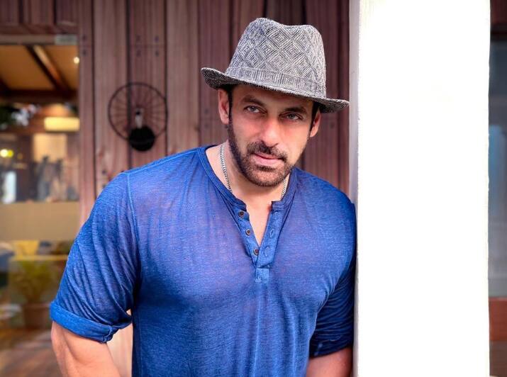 सलमान खान के वर्कफ्रंट की बात करें तो एक्टर ने हाल ही में सिकंदर की अनाउंसमेंट की थी. ये फिल्म अगले साल ईद के मौके पर रिलीज होगी.