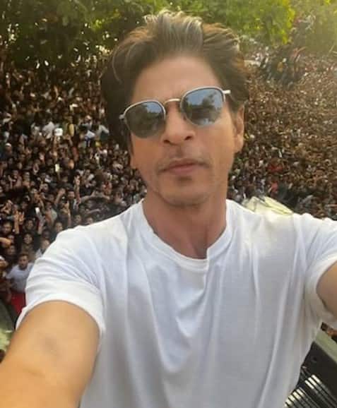 ਸ਼ਾਹਰੁਖ ਖਾਨ ਦੀ ਅਚਾਨਕ ਵਿਗੜੀ ਤਬੀਅਤ, ਹਸਪਤਾਲ 'ਚ ਭਰਤੀ, ਜਾਣੋ SRK ਦਾ ਹੈਲਥ ਅਪਡੇਟ