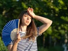 ਗਰਮੀ ਕਰਕੇ ਸਭ ਤੋਂ ਪਹਿਲਾਂ ਹੁੰਦੀਆਂ ਨੇ ਕਿਹੜੀਆਂ ਬਿਮਾਰੀਆਂ, ਕਿਤੇ ਤੁਸੀਂ ਤਾਂ ਨਹੀਂ ਹੋ ਗਏ ਸ਼ਿਕਾਰ, ਜਾਣੋ ਲੱਛਣ