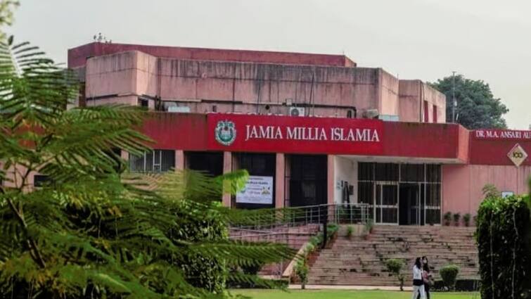Jamia Millia Islamia Names Mohammad Shakeel Officiating VC Hours After High Court Directive Jamia Millia Islamia Names Mohammad Shakeel As Officiating VC Hours After High Court's Directive