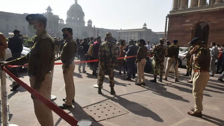 Ministry of Home Affairs MHA office in North Block gets bomb threat mail bomb disposal squad rushed Delhi: Bomb Threat Mail Received From Police Control Room At North Block, Fire Tenders Rushed To Spot