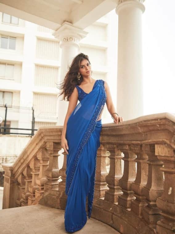 सुहाना खान की इन ड्रेस से ले सकते हैं पार्टी अटायर का आइडिया