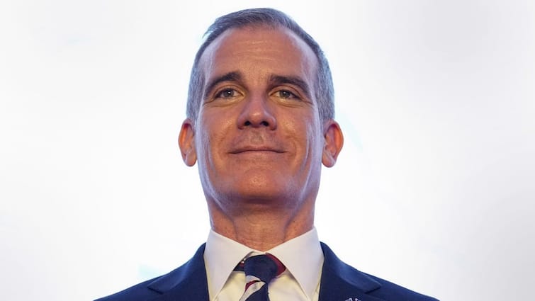 US Ambassador To India Eric Garcetti Says Minority Groups Should Be Made To Feel They Have An Equal Stake In Democracy We Must Ensure Minority Groups Feel They Have An Equal Stake In Democracy: US Envoy Eric Garcetti