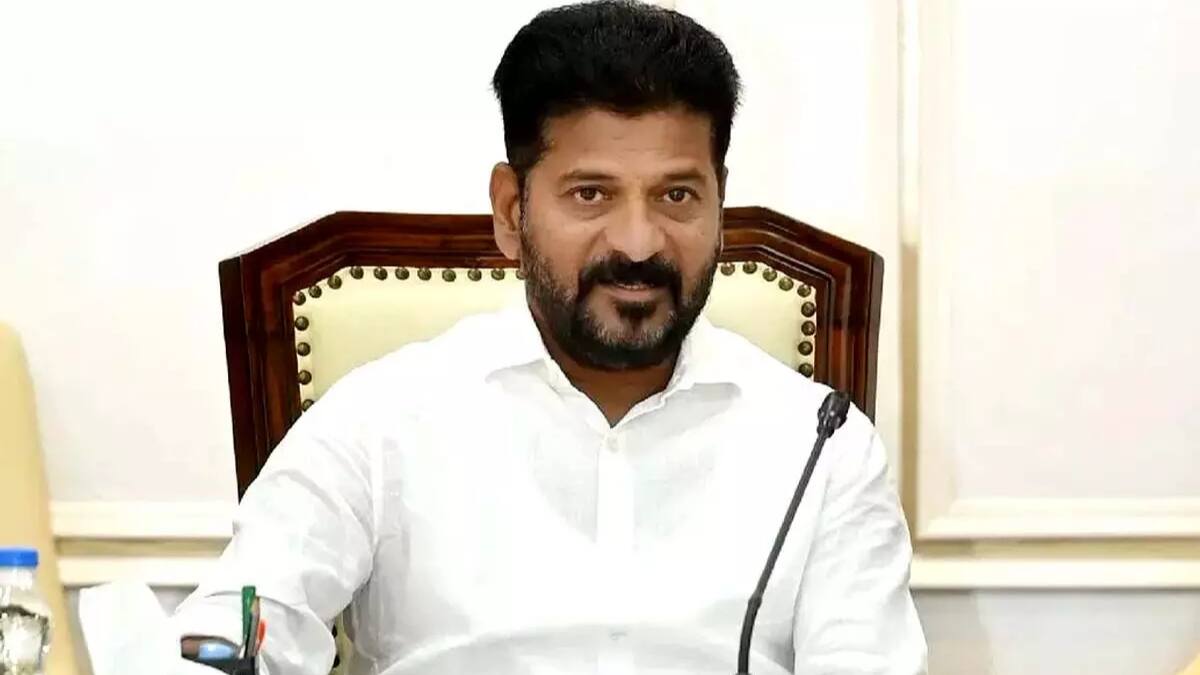 Telangana Cabinet Expansion: ఆరుగురు మంత్రులు ఎవరో! కేబినెట్ విస్తరణపై సర్వత్రా ఆసక్తి- అన్ని ఉమ్మడి జిల్లాలకు ఛాన్స్ కష్టమే!