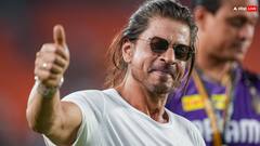 अभी भी हॉस्पिटल में हैं शाहरुख ख़ान, डिस्चार्ज की ख़बर ग़लत, गौरी खान पहुंचीं