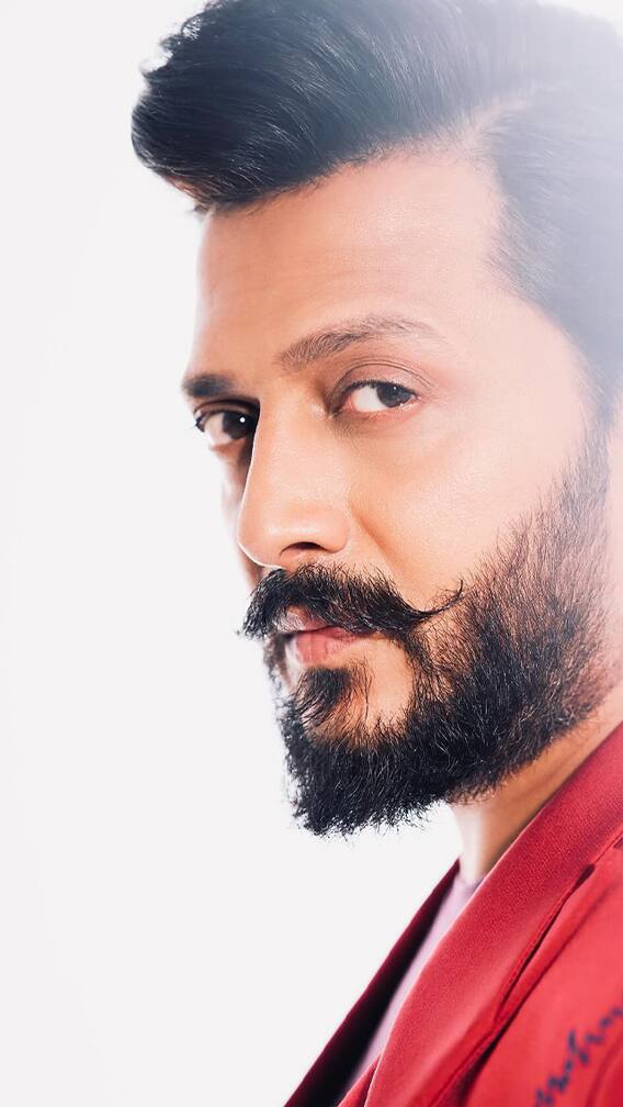 'बिग बॉस मराठी'चा नवा होस्ट रितेश देशमुख!