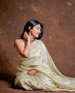 Bandaru Supritha Naidu Photos : సుప్రీత పెట్టుకున్న కలర్​ఫుల్ నెక్లెస్ చూశారా? ఏ చీరమీదకైనా ఇట్టే సెట్ అవుతుంది