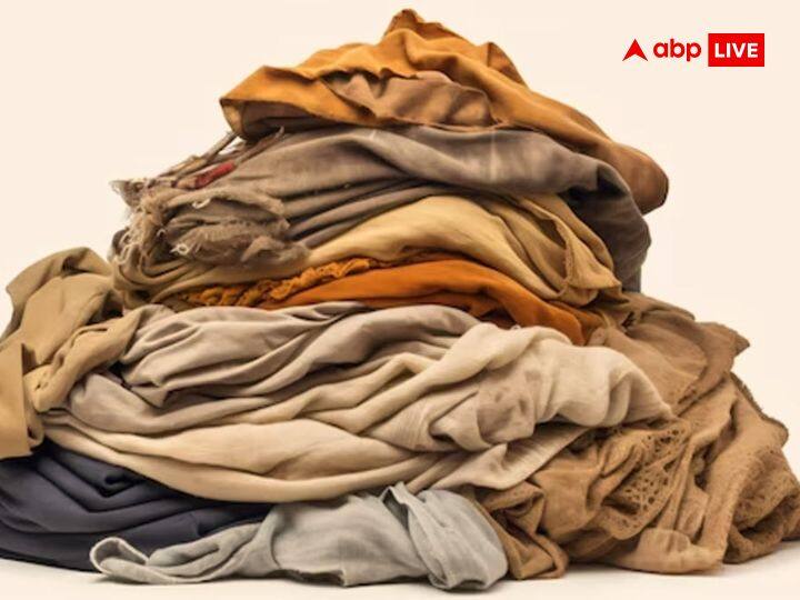 फटे-पुराने कपड़े: घर पर फटे-पुराने कपड़े रखने से शुक्र ग्रह खराब होते हैं. इससे आपकी सुंदरता में कमी आने लगती है और सुख-सौभाग्य छिन जाता है.