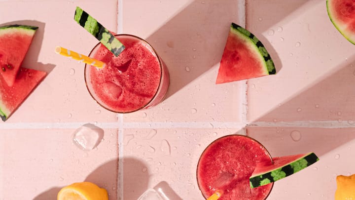Watermelon Mocktail: This easy-to-make drink takes just five minutes, making it the ultimate thirst quencher for watermelon lovers. With every sip, it leaves a refreshing and delicious taste on a hot summer day. You can prepare it with just a handful of ingredients, creating a non-alcoholic beverage that's as healthy as it is delicious. (Image source: getty images)