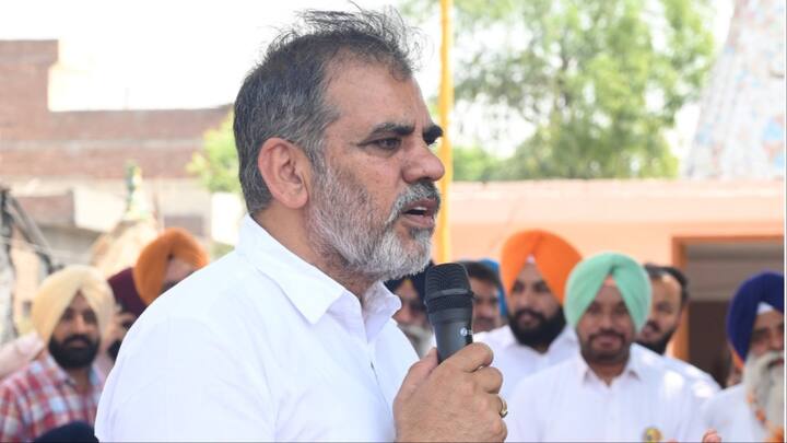 अकाली दल से पटियाला सीट से प्रत्याशी एन के शर्मा ने चुनावी हलफनामे में अपनी संपत्ति 32.21 करोड़ रुपए घोषित की है. वहीं 2022 के विधानसभा चुनाव में उन्होंने 23.7 करोड़ रुपए की संपत्ति की घोषणा की थी.