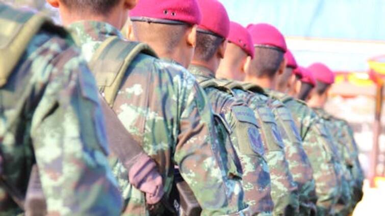 Indian Army: आर्मी में सबसे बड़ा अधिकारी बनने के लिए कैसे होता है चयन, यहां जानें पूरी प्रक्रिया procedure of selection to become a highest rank officer in army Education Indian Army: आर्मी में सबसे बड़ा अधिकारी बनने के लिए कैसे होता है चयन, यहां जानें पूरी प्रक्रिया