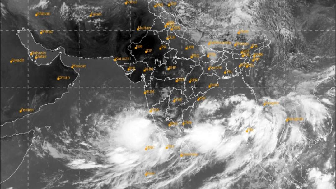 TN Rain Alert: வங்கக்கடலில் உருவாகும் காற்றழுத்த தாழ்வு மண்டலம்.. வேப்பூரில் கொட்டித்தீர்த்த மழை.. நிலவரம் என்ன?
