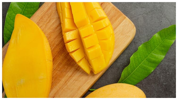 Keep Mangoes Fresh for Months with This Simple Trick know Easy Storage and Effective Preservation Tips Home Tips: क्या आप भी 2 दिन में आम खराब होने से परेशान, आजमाएं यह ट्रिक तो महीनों तक चलेंगे मैंगो