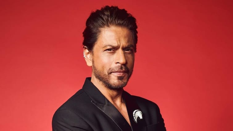 Shah Rukh Khan Health Update Actor Manager Pooja Dadlani Informs on Social Media