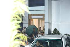 Shah Rukh Khan Shielded From Paps, Gauri Khan, Suhana, AbRam Spotted After The Actor's Discharge From Hospital. In Pics