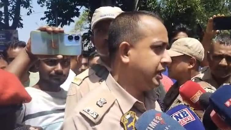 Assam News Tension In Lakhimpur After Mobile Phone Theft Accused Dies In Police Custody Assam: Tension Prevails In Lakhimpur After Mobile Phone Theft Accused Dies In Police Custody, 2 Suspended