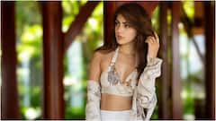Rhea Chakraborty: రియా చక్రవర్తి స్టన్నింగ్‌ లుక్‌ - సమ్మర్‌ చిక్‌ డ్రెస్‌లో ఫిదా చేస్తున్న బాలీవుడ్‌ బ్యూటీ