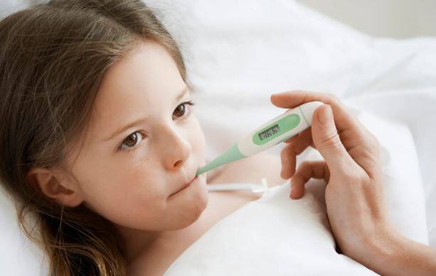 ਜੇਕਰ ਤਾਪਮਾਨ ਅਚਾਨਕ ਵਧਣ ਲੱਗਦਾ ਹੈ ਤਾਂ ਇਹ ਕਿਸੇ ਇਨਫੈਕਸ਼ਨ ਦਾ ਸੰਕੇਤ ਵੀ ਹੋ ਸਕਦਾ ਹੈ। ਛਾਤੀ ਜਾਂ ਪੇਟ ਦੀ ਲਾਗ ਵਿੱਚ, ਅਕਸਰ ਹਲਕਾ ਬੁਖਾਰ ਹੁੰਦਾ ਹੈ ਜੋ ਲਾਗ ਨੂੰ ਦਰਸਾਉਂਦਾ ਹੈ।