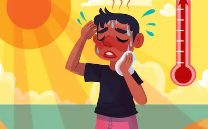 ਬਜ਼ੁਰਗਾਂ ਦਾ ਸਰੀਰ ਬਹੁਤ ਕਮਜ਼ੋਰ ਹੁੰਦਾ ਹੈ। ਅਜਿਹੇ 'ਚ ਉਹ ਕਈ ਬਿਮਾਰੀਆਂ ਨਾਲ ਜੂਝਦੇ ਹਨ। ਹੀਟਵੇਵ ਦਿਲ, ਫੇਫੜਿਆਂ ਅਤੇ ਸ਼ੂਗਰ ਦੀਆਂ ਬਿਮਾਰੀਆਂ ਦਾ ਕਾਰਨ ਬਣ ਸਕਦੀ ਹੈ। ਸ਼ੂਗਰ ਅਤੇ ਹਾਈ ਬੀਪੀ ਦੀ ਸਮੱਸਿਆ ਵੀ ਹੋ ਸਕਦੀ ਹੈ।