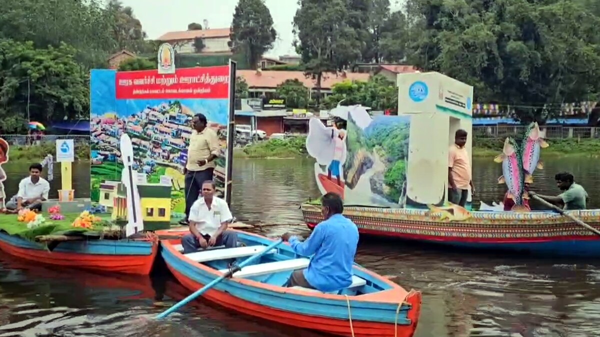 கொடைக்கானலில் கோடை விழா கொண்டாட்டம்; நாய்கள் கண்காட்சியை கண்டு ரசித்த சுற்றுலா பயணிகள்