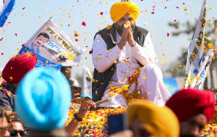 CM Bhagwant Mann road show in jalandhar Jalandhar News: ਜਲੰਧਰ 'ਚ ਗੱਜਣਗੇ ਸੀਐਮ ਮਾਨ, 4 ਹਲਕਿਆਂ 'ਚ ਪਵਨ ਟੀਨੂੰ ਦੇ ਹੱਕ 'ਚ ਮੰਗਣਗੇ ਵੋਟ, ਵਧਾਈ ਸੁਰੱਖਿਆ