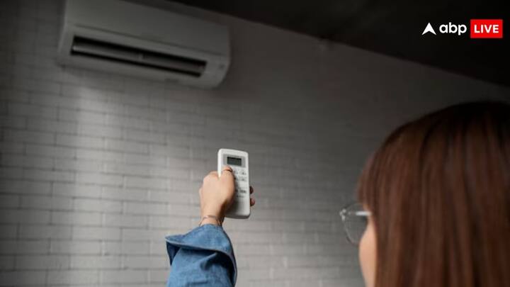 Renting AC Tips: मार्केट में एसी काफी ऊंचे दाम पर आते हैं. इसलिए लोग एसी किराए पर भी ले लेते हैं. चलिए आपके बताते हैं एसी किराए पर लेने से पहले आपको किन बातों का ध्यान रखना चाहिए.