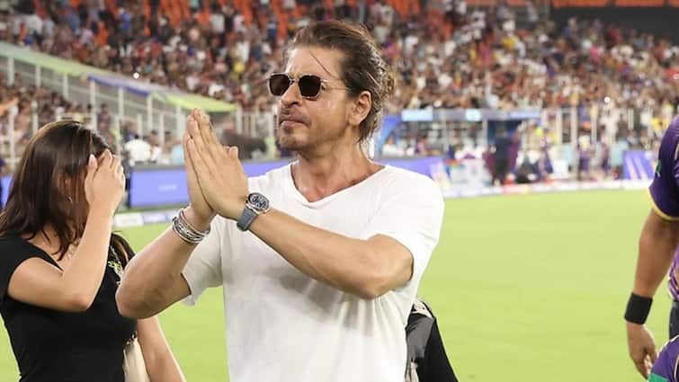 Shah Rukh Khan Health Update Feeling Much Better Shares Juhi Chawla Will Be Back In Stands To Support KKR During IPL Finals Shah Rukh Khan 'Is Feeling Much Better' Shares Juhi Chawla, Will Be Back In Stands To Support KKR During IPL Finals