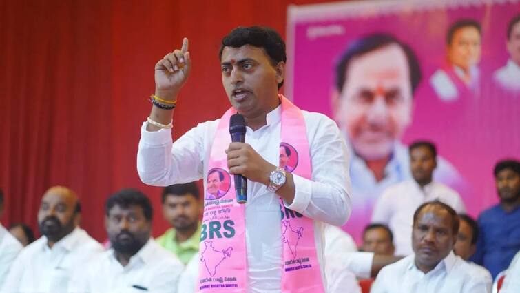 BRS focus on Warangal Khammam Nalgonda Graduates MLC Election 2024 Graduates MLC Election 2024: బీఆర్ఎస్ టార్గెట్ గ్రాడ్యుయేట్ ఎమ్మెల్సీ - పోటాపోటీగా హరీష్ రావు, కేటీఆర్ ప్రచారం