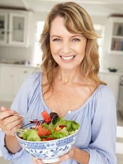 Life changing Habits: जीवन बदलना है, तो सबसे पहले बदलें ये आदतें