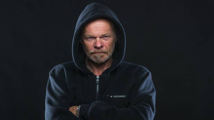 পেট চুঁইচুই করলে অন্য দিকে তাকানোর সময় থাকে না আমাদের। কোনও কারণে হাতের কাছে খাবার না পেলে মেজাজও ওঠে সপ্তমে। ছবি: পিক্সাবে।