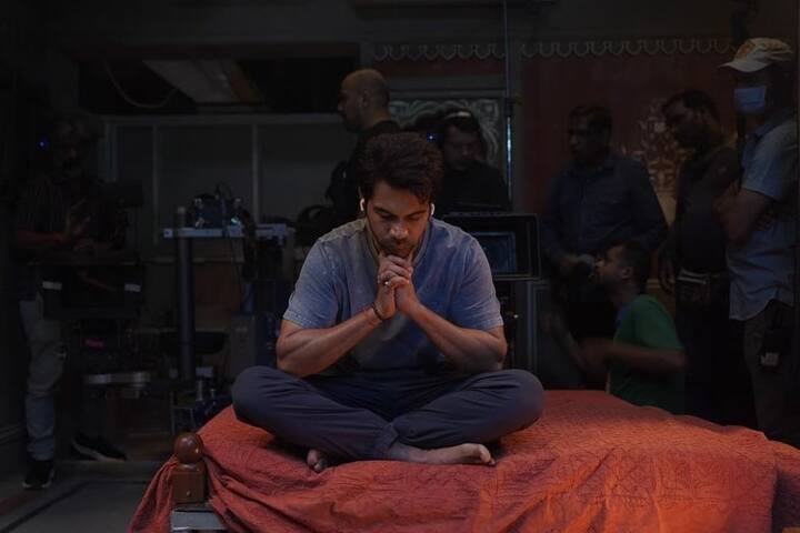 Sharing the photos, Janhvi Kapoor wrote,