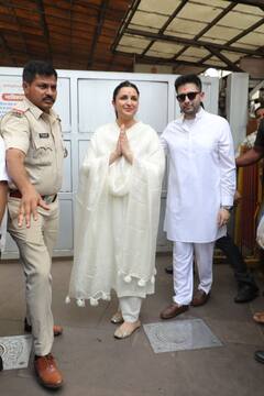 Raghav Chadha: ਪਤੀ ਰਾਘਵ ਚੱਢਾ ਨਾਲ ਸਿੱਧੀ ਵਿਨਾਇਕ ਮੰਦਰ ਦਰਸ਼ਨ ਕਰਨ ਪਹੁੰਚੀ ਪਰਿਣੀਤੀ ਚੋਪੜਾ, ਮੀਡੀਆ ਨੂੰ ਕੀਤਾ ਨਜ਼ਰਅੰਦਾਜ਼