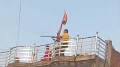 कानपुर में गोलगप्पे पर चली गोली, छत से चलीं गोलियां, दिल दहला देंगी ये तस्वीरें