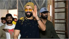Vijay Deverakonda: విశాఖలో విజయ్ దేవరకొండ - ఫ్యాన్స్ మీట్‌లో రౌడీ బాయ్ రగ్గడ్ లుక్ చూశారా?