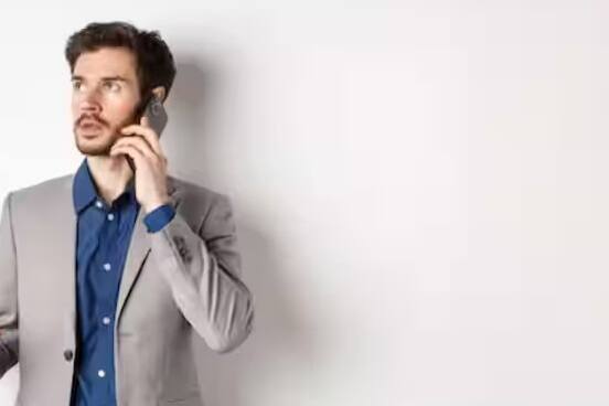 આજે અમે તમને જણાવવા જઈ રહ્યા છીએ. જ્યારે કોઈ તમને અજાણ્યા નંબર પરથી વારંવાર ફોન કરીને હેરાન કરે છે. તો તમે તે વ્યક્તિ વિશે કેવી રીતે જાણી શકો?