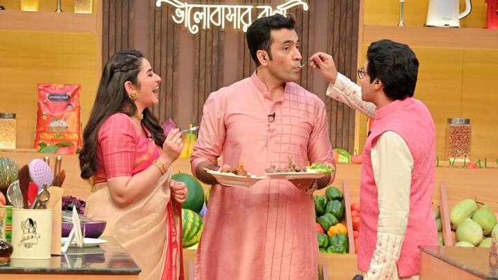 বিশেষ এপিসোড জমিয়ে দেন আবির। নিজের হাতে বিশেষ বিশেষ রান্না আবিরকে খাইয়েও দেন গৌরব। সব মিলিয়ে জমজমাট পর্ব।