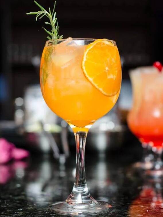 गर्मी में घर पर बनाएं ये एनर्जी ड्रिंक्स, मिलेगी राहत