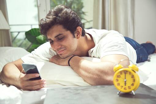 The 4.00 AM Club and Utilizing the Sleep-Wake State: One should follow the concept of Brahma Mahurat, the pre-dawn hours considered a time of high vibration, ideal for setting intentions and cultivating new habits.