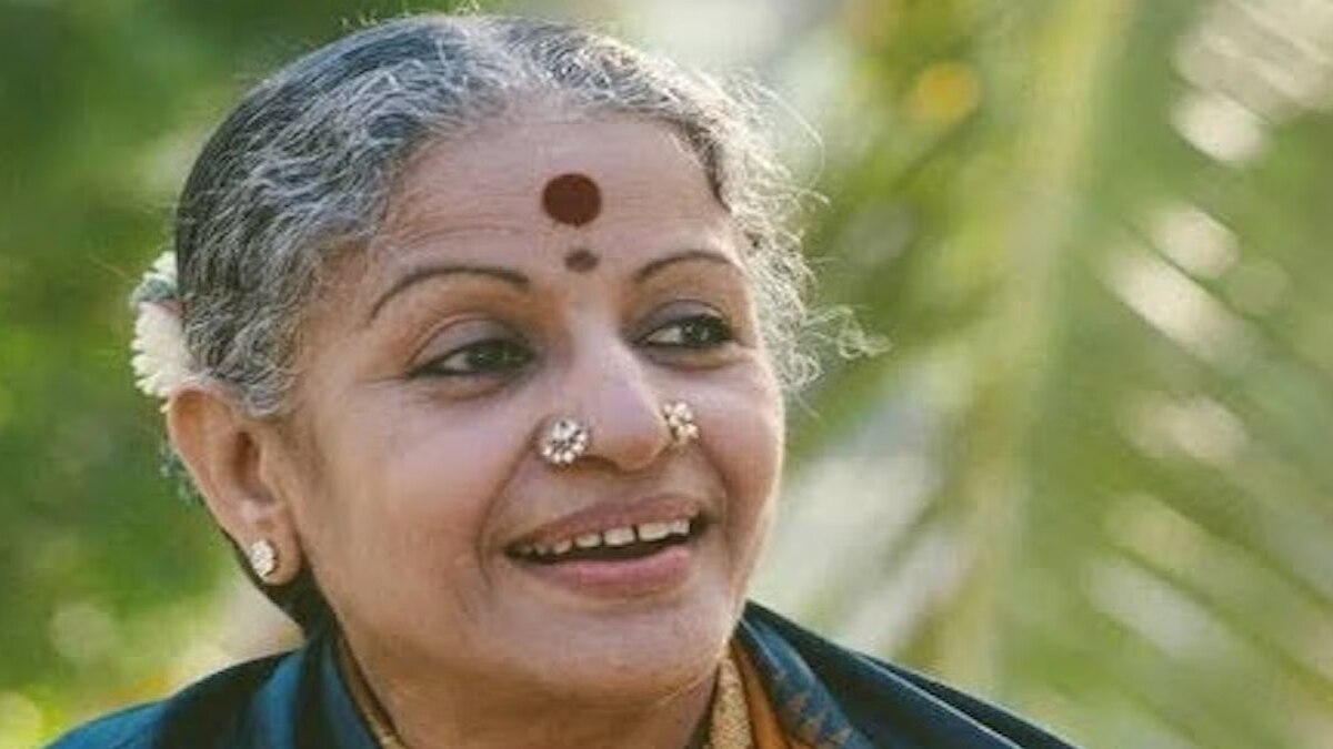 M.S.Subbulakshmi: எம்.எஸ்.சுப்புலட்சுமி வாழ்க்கை வரலாற்றுப் படம்.. அணுகப்பட்ட ராஷ்மிகா, த்ரிஷா.. தேர்வான நடிகை யார்?